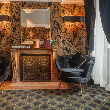 Manolita 5* Paris