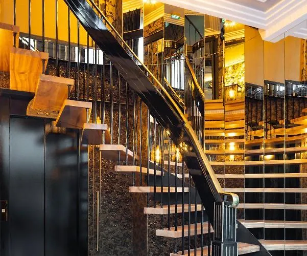 מלון Hotel Manolita Paris 5*